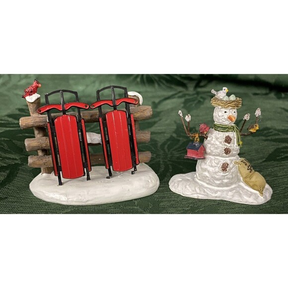 Lemax Christmas Village Sleds At Rest 44226 Fine Feathered Friends 32731 Figure - Picture 1 of 6